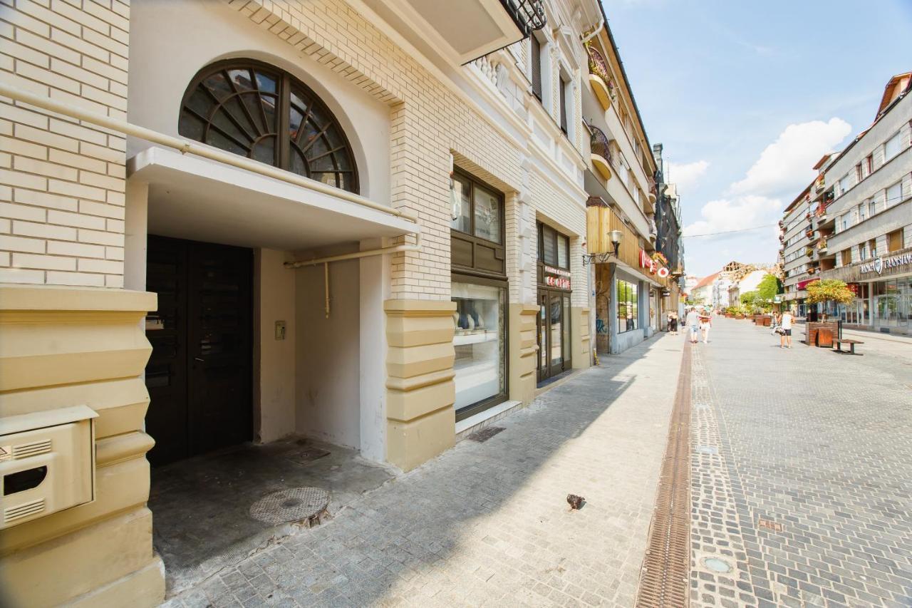 Retro City Center Home Oradea Exterior foto